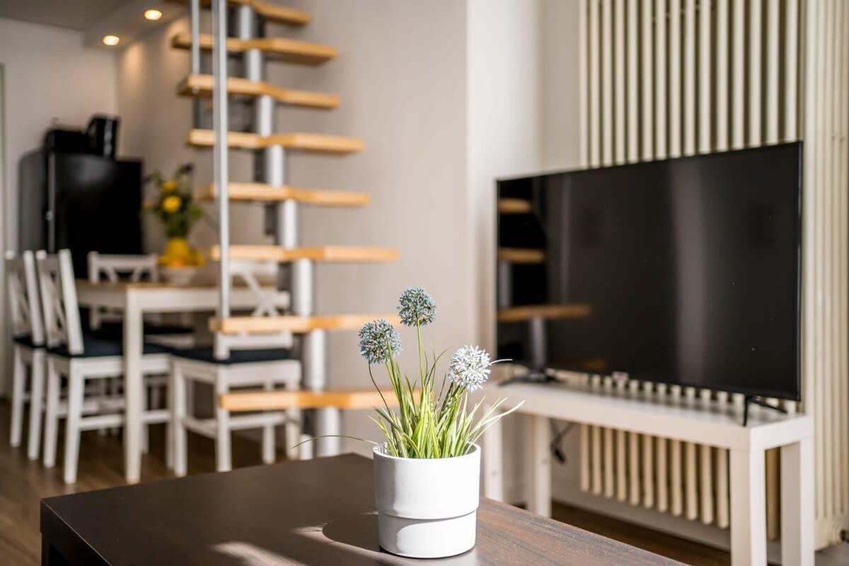 Ferienwohnung Industrial Loft in Berlin Mitte Exterior foto